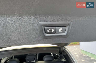 Внедорожник / Кроссовер BMW iX3 2023 в 