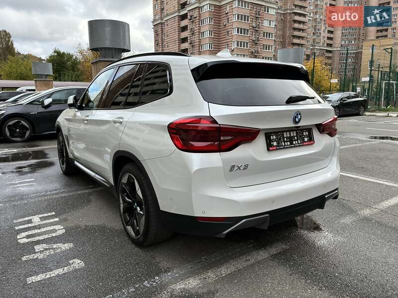Позашляховик / Кросовер BMW iX3 2021 в Києві