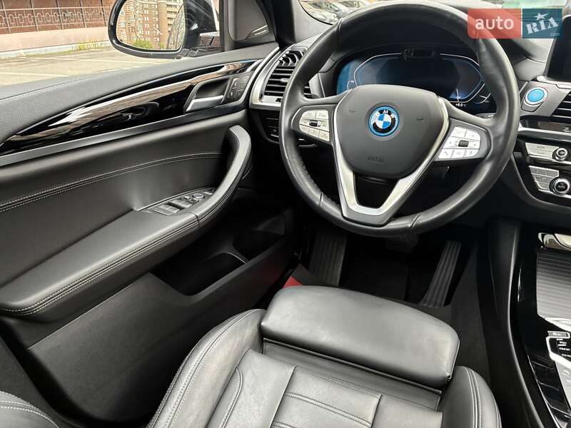 Позашляховик / Кросовер BMW iX3 2021 в Києві