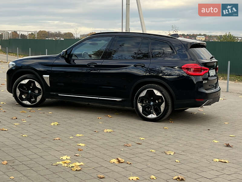 Внедорожник / Кроссовер BMW iX3 2021 в Львове фото 8 Внедорожник / Кроссовер BMW iX3 2021 в Львове