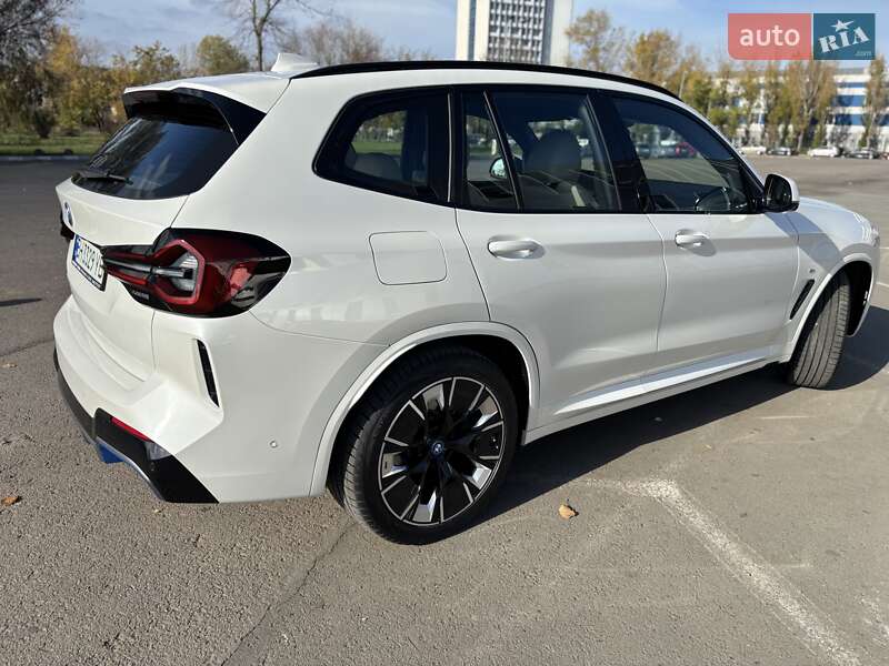 Позашляховик / Кросовер BMW iX3 2024 в Одесі