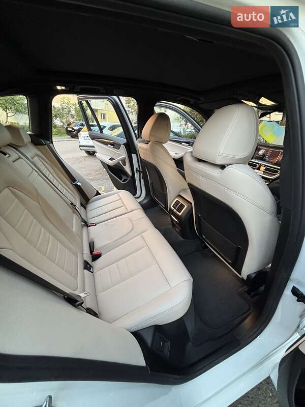 Позашляховик / Кросовер BMW iX3 2024 в Одесі