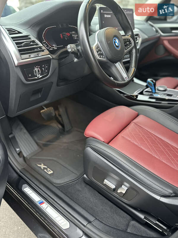 Позашляховик / Кросовер BMW iX3 2022 в Києві фото 10 Позашляховик / Кросовер BMW iX3 2022 в Києві