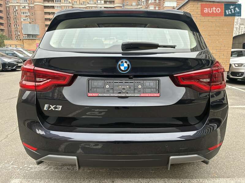 Внедорожник / Кроссовер BMW iX3 2021 в Киеве