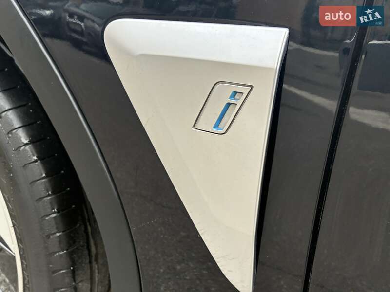 Внедорожник / Кроссовер BMW iX3 2021 в Киеве