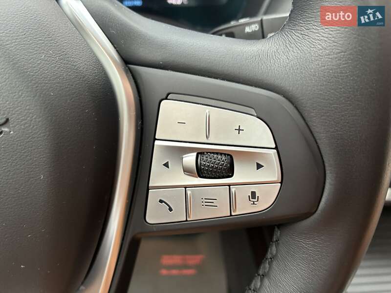 Внедорожник / Кроссовер BMW iX3 2021 в Киеве