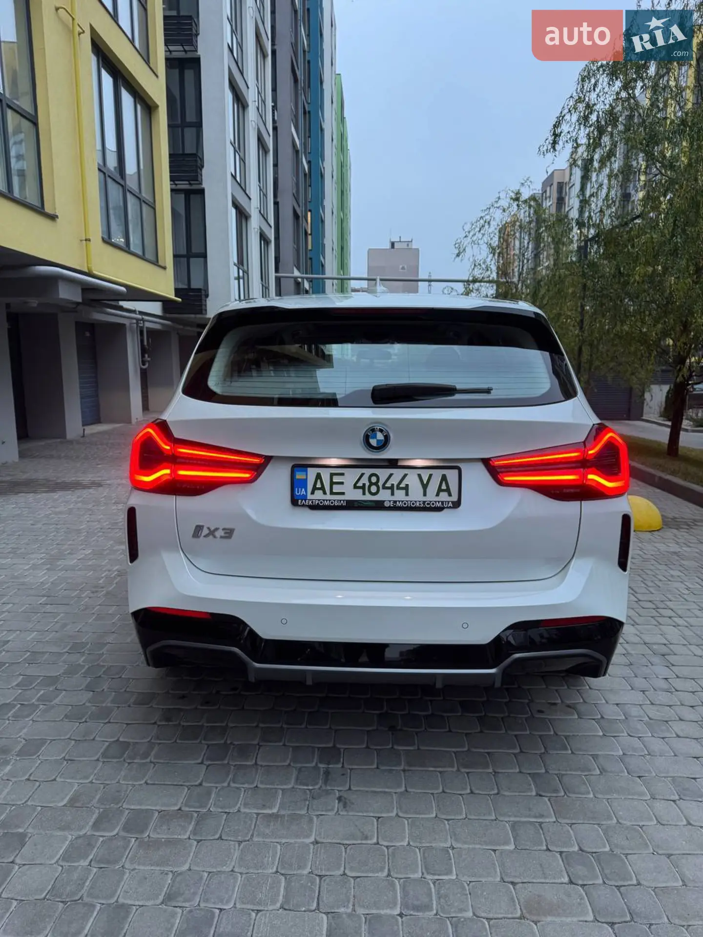 2023 BMW iX3 - мініатюра 11