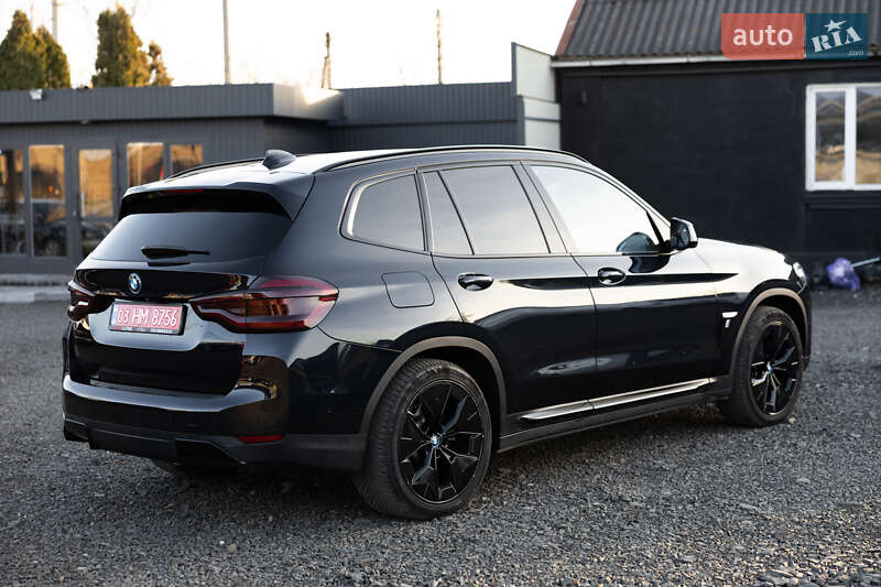 Позашляховик / Кросовер BMW iX3 2021 в Луцьку