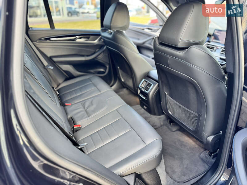 Позашляховик / Кросовер BMW iX3 2022 в Мукачевому