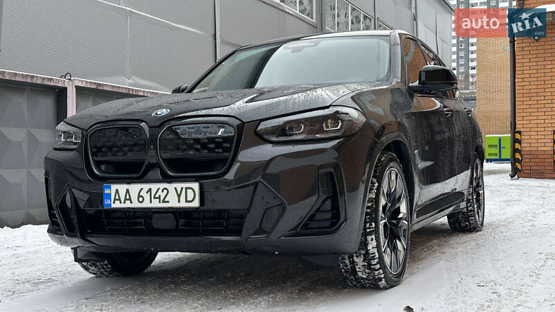 Внедорожник / Кроссовер BMW iX3 2022 в Киеве