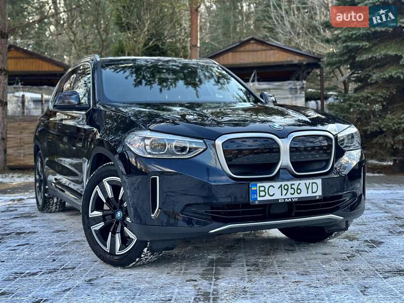 BMW iX3 2021