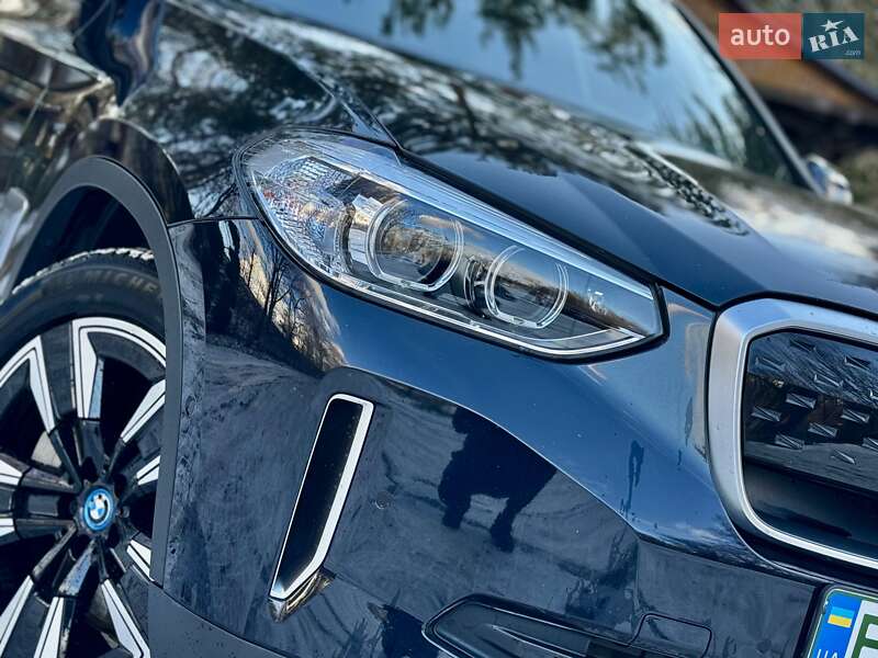 Внедорожник / Кроссовер BMW iX3 2021 в Дрогобыче