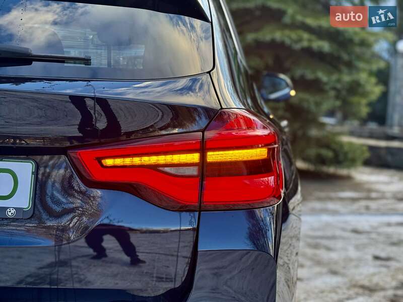 Внедорожник / Кроссовер BMW iX3 2021 в Дрогобыче