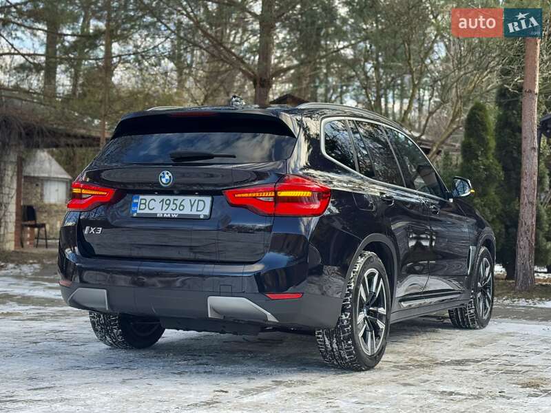 Внедорожник / Кроссовер BMW iX3 2021 в Дрогобыче
