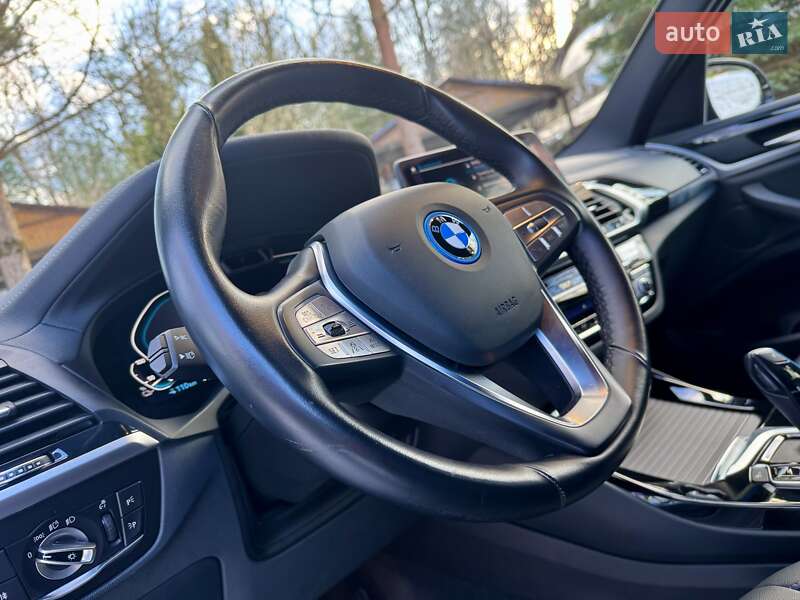 Внедорожник / Кроссовер BMW iX3 2021 в Дрогобыче
