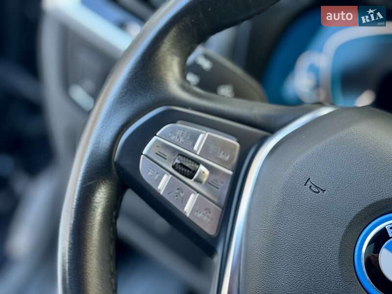 Внедорожник / Кроссовер BMW iX3 2021 в Дрогобыче