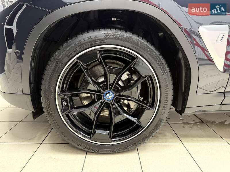 Внедорожник / Кроссовер BMW iX3 2021 в Харькове