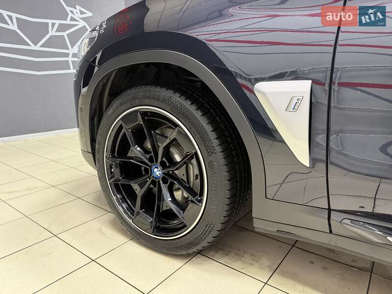 Внедорожник / Кроссовер BMW iX3 2021 в Харькове