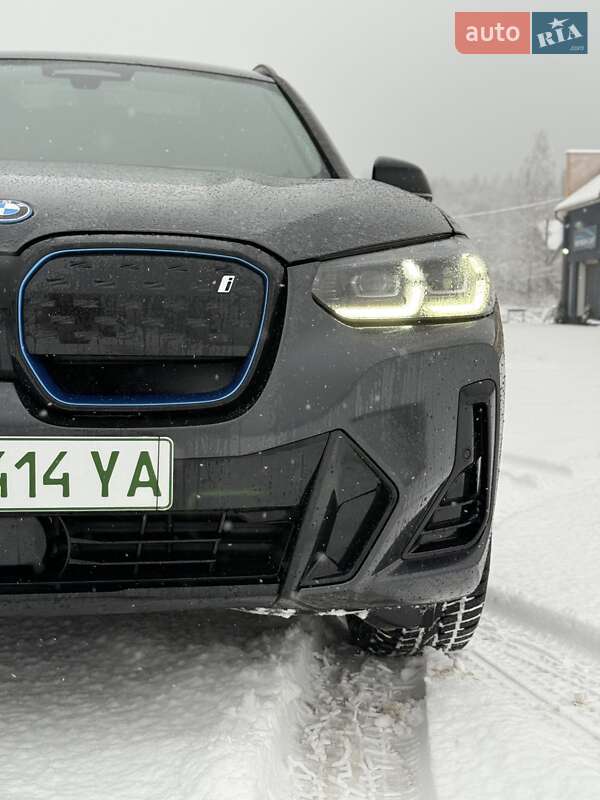 Внедорожник / Кроссовер BMW iX3 2023 в Мукачево