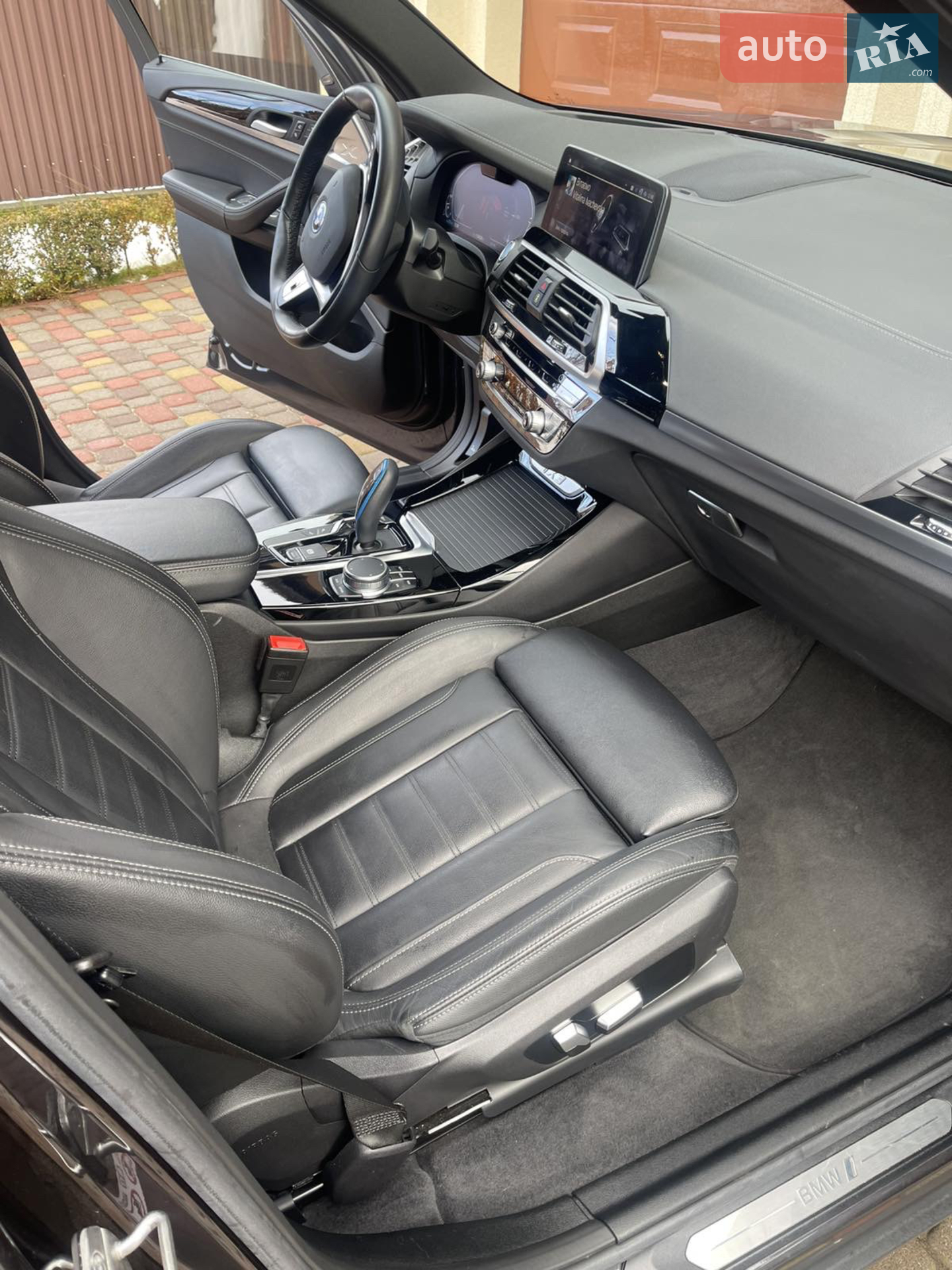 2021 BMW iX3 - мініатюра 10