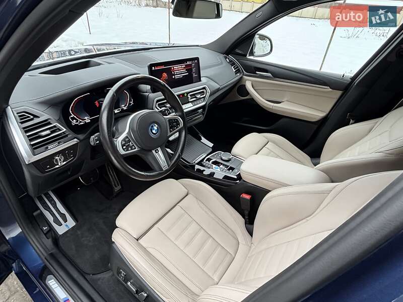 Внедорожник / Кроссовер BMW iX3 2024 в Львове