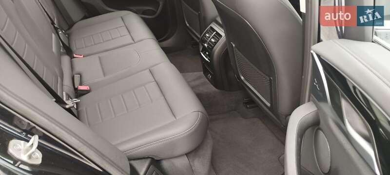 Позашляховик / Кросовер BMW iX3 2021 в Києві