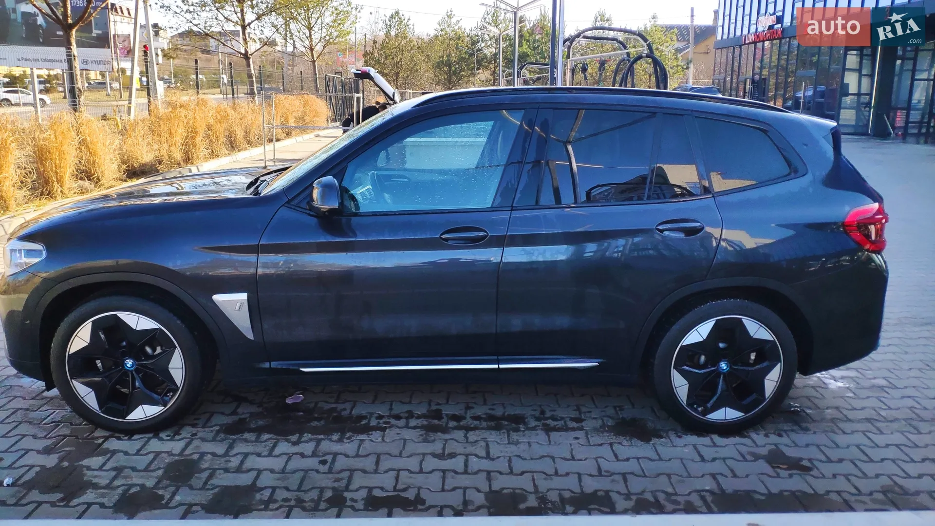 2021 BMW iX3 - мініатюра 11