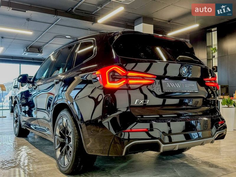Внедорожник / Кроссовер BMW iX3 2021 в Львове