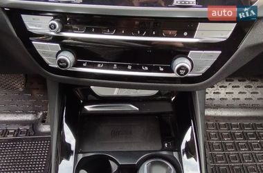 Внедорожник / Кроссовер BMW iX3 2021 в Киеве