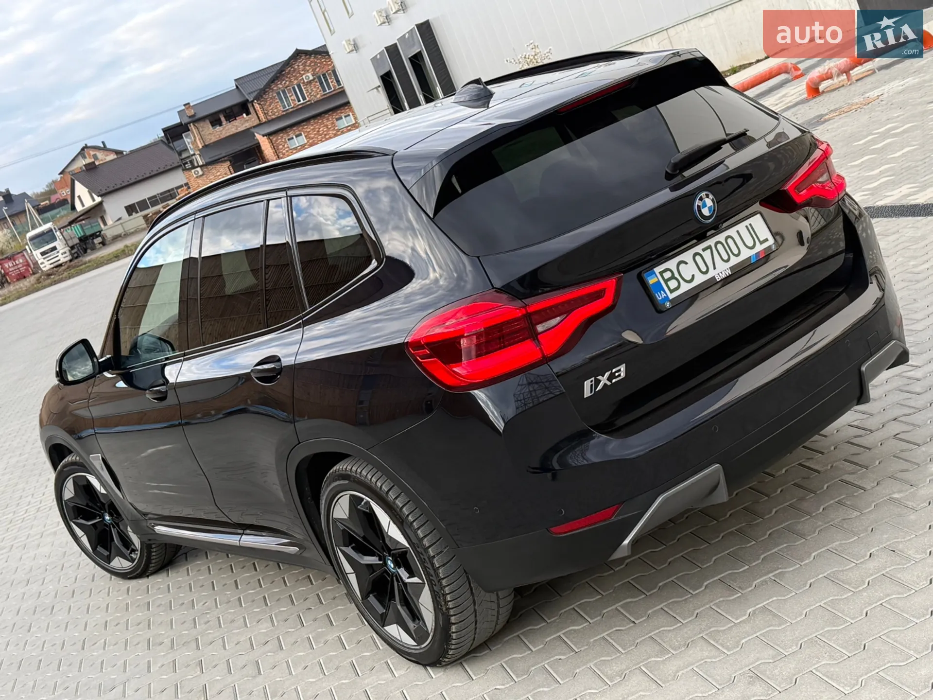 2021 BMW iX3 - мініатюра 15