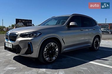 Внедорожник / Кроссовер BMW iX3 2023 в Ужгороде