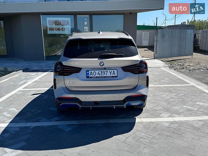 Внедорожник / Кроссовер BMW iX3 2023 в Ужгороде