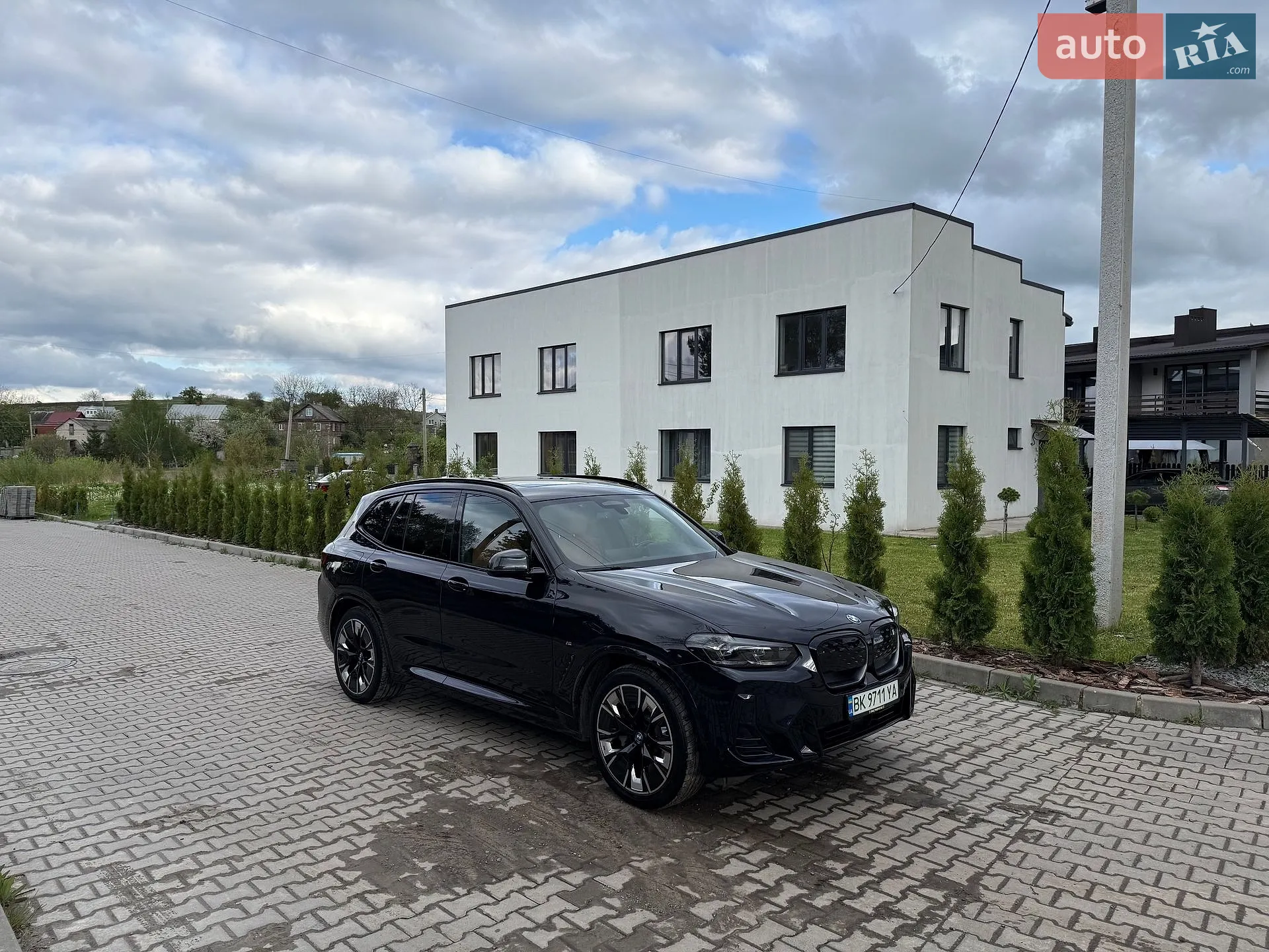 2022 BMW iX3 - мініатюра 2