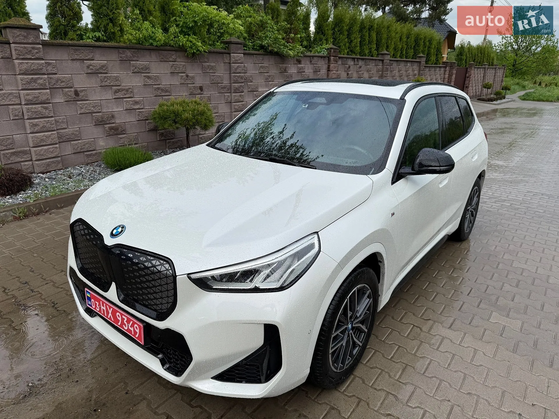 2023 BMW iX1 - мініатюра 12