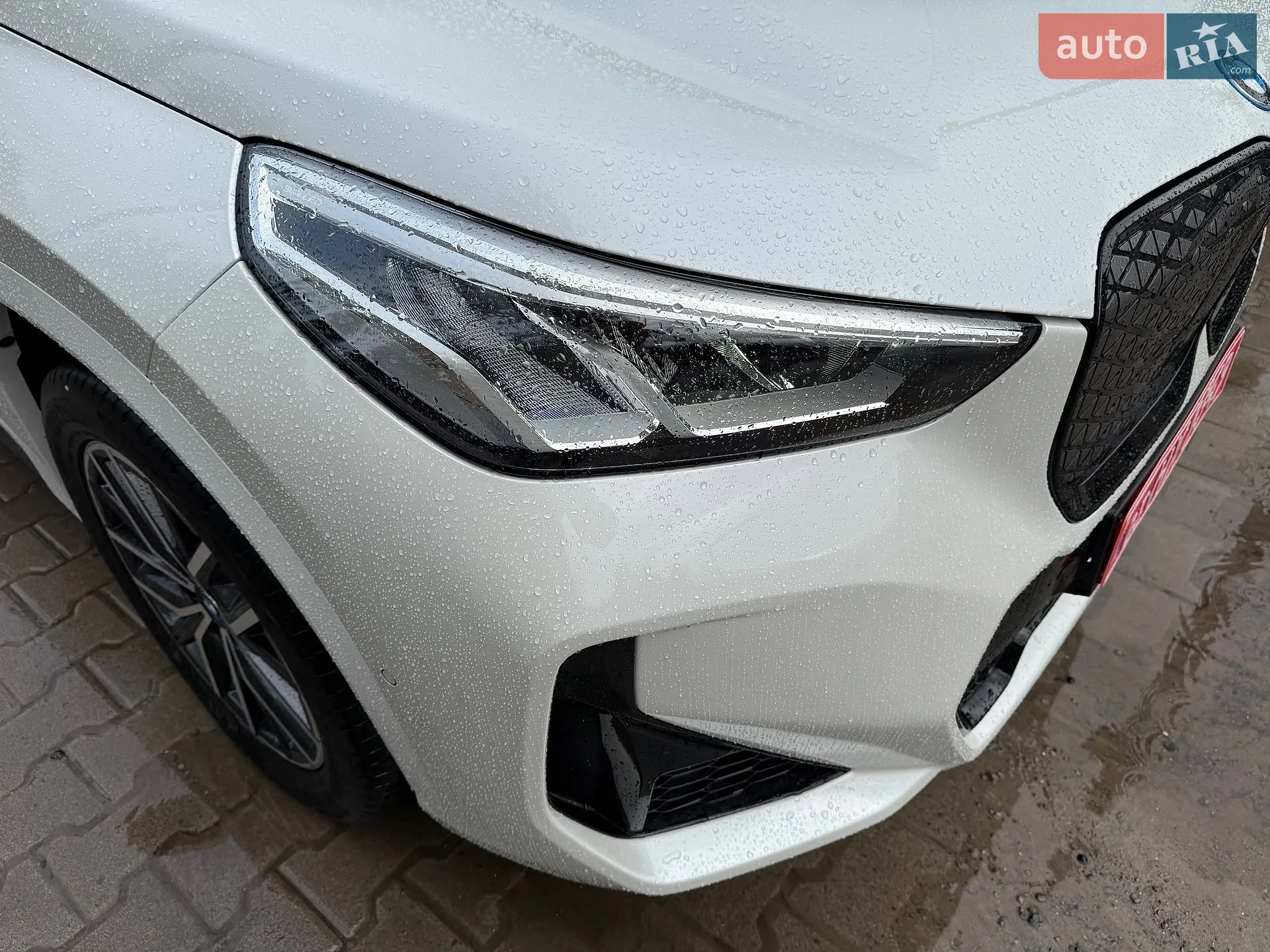 2023 BMW iX1 - мініатюра 16