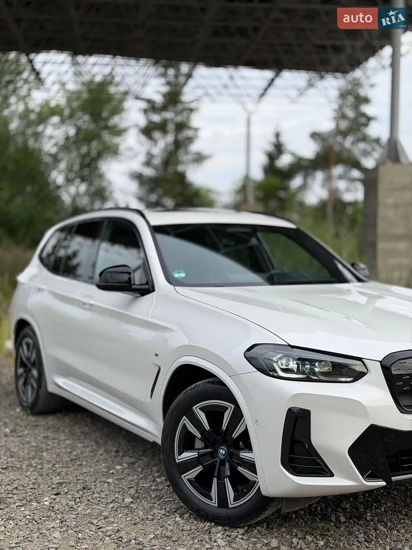 2022 BMW iX3 - мініатюра 2