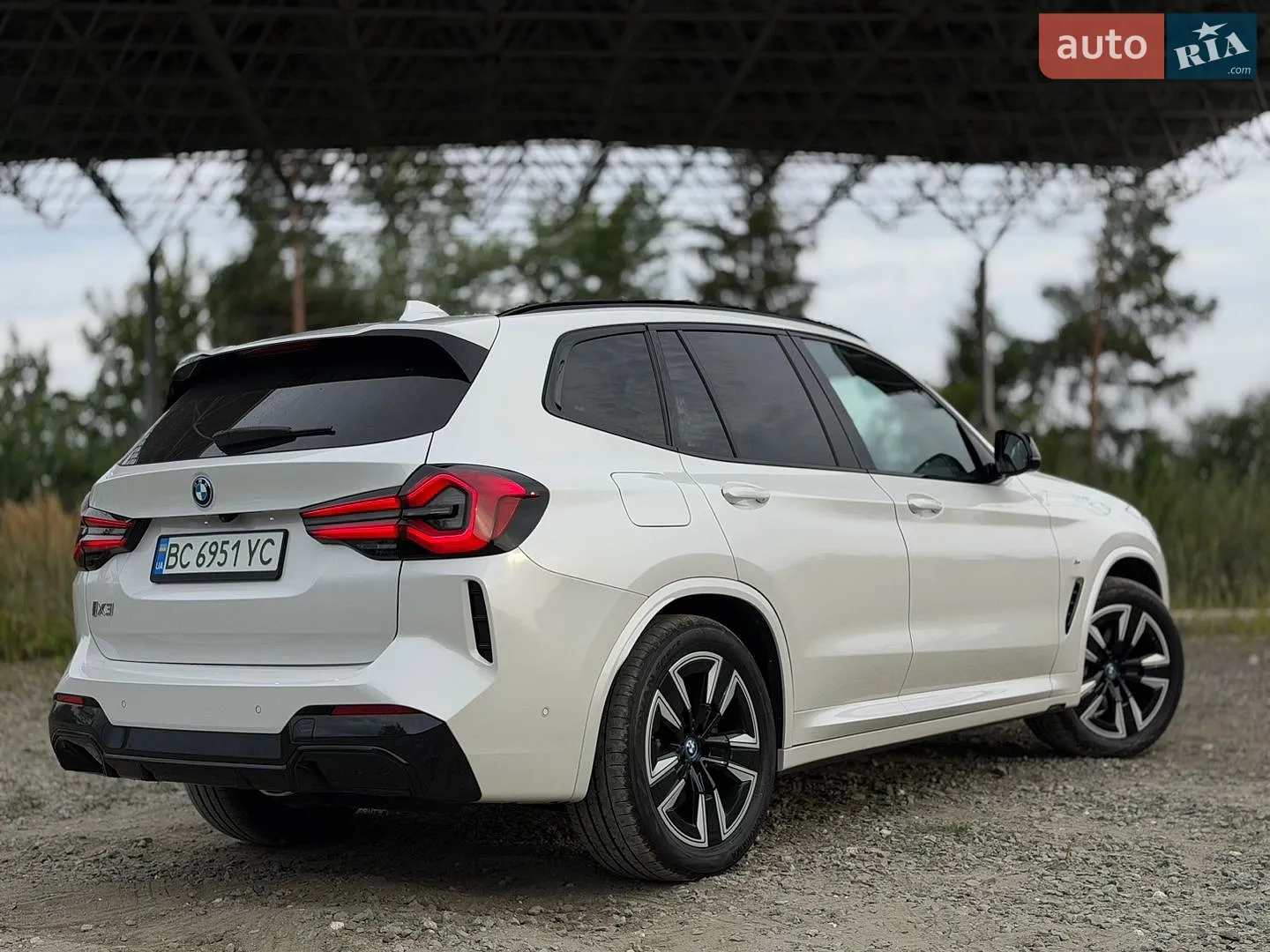 2022 BMW iX3 - мініатюра 8