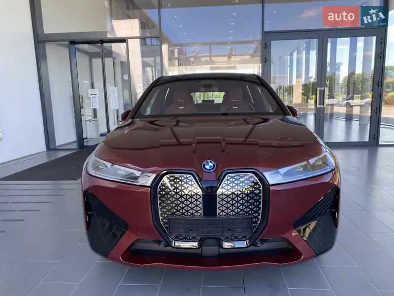 BMW iX