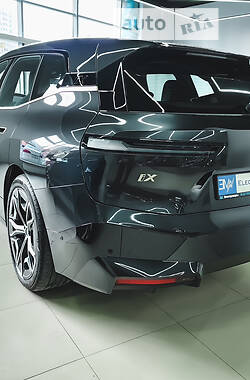 Позашляховик / Кросовер BMW iX 2022 в 