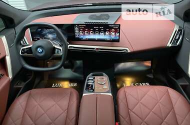 Внедорожник / Кроссовер BMW iX 2022 в 
