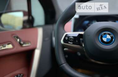 Внедорожник / Кроссовер BMW iX 2022 в 
