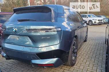 Позашляховик / Кросовер BMW iX 2021 в 