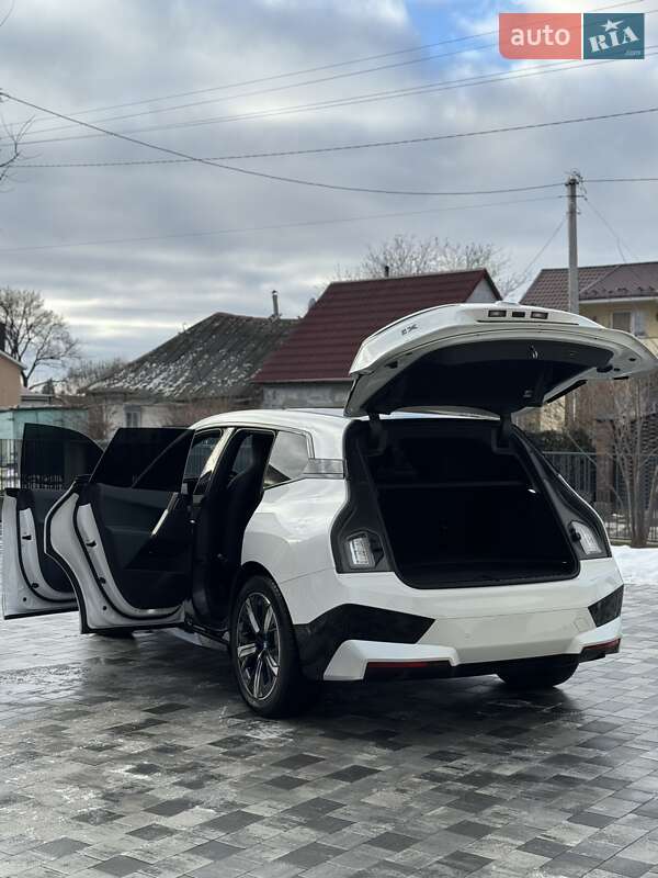 Внедорожник / Кроссовер BMW iX 2023 в Луцке