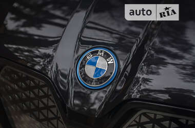Внедорожник / Кроссовер BMW iX 2022 в 