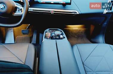 Внедорожник / Кроссовер BMW iX 2022 в Ивано-Франковске
