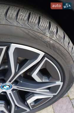 Внедорожник / Кроссовер BMW iX 2022 в Ивано-Франковске
