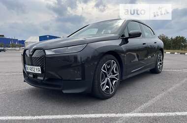 Внедорожник / Кроссовер BMW iX 2022 в Ровно