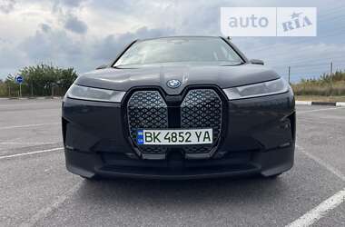 Внедорожник / Кроссовер BMW iX 2022 в Ровно