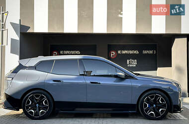 Позашляховик / Кросовер BMW iX 2022 в 