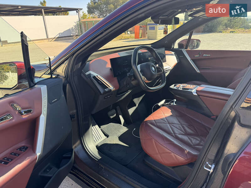 Внедорожник / Кроссовер BMW iX 2022 в Ровно
